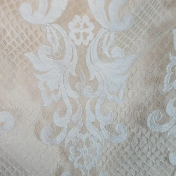 Galina Elegant Lace Off-Shoulder Wedding Dress Size 24W - Picture 8 of 13